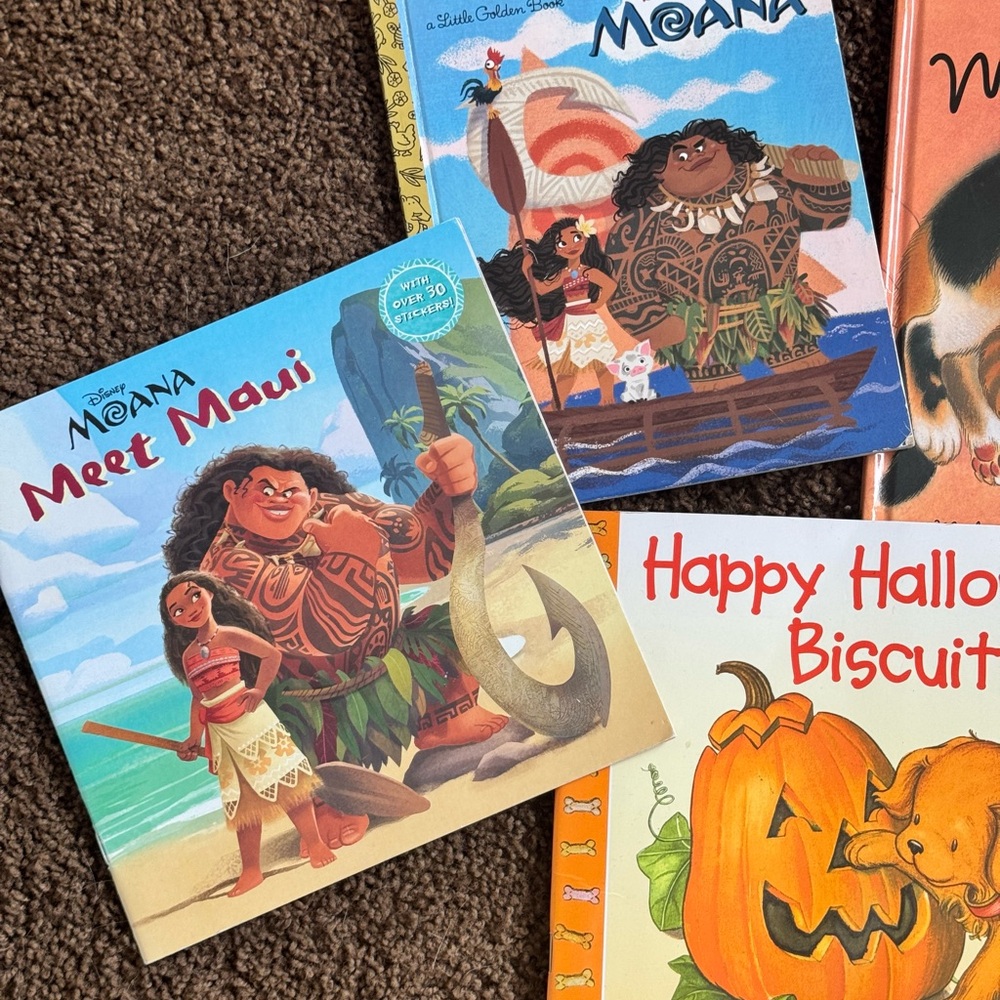 Children's Book Collection - Picture 2 of 5